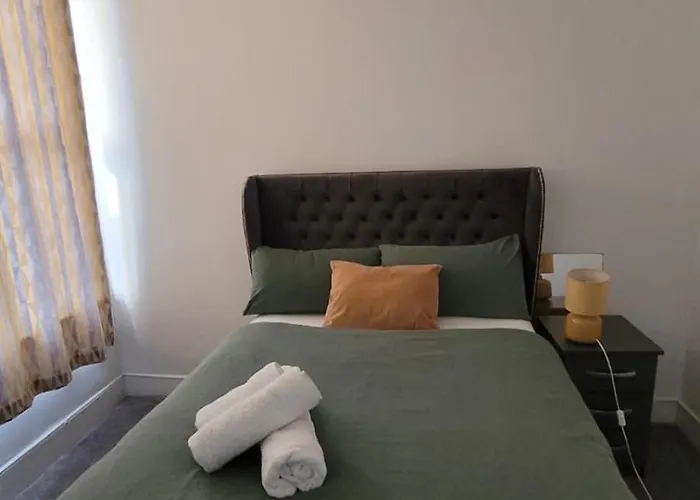 Two Bedroom Flat In London